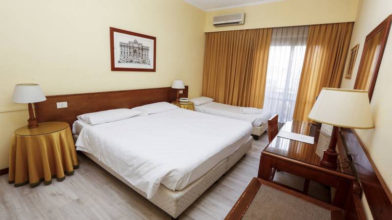 Hotel-giardino-europa-rome-triple-room-86